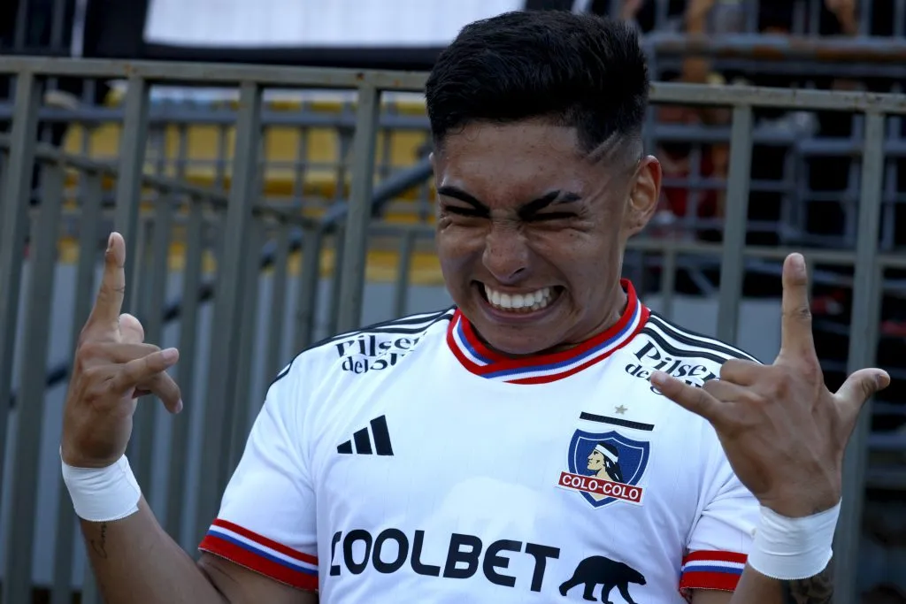 Jordhy Thompson dará el salto al fútbol europeo. (Foto: Andrés Pina/Photosport)