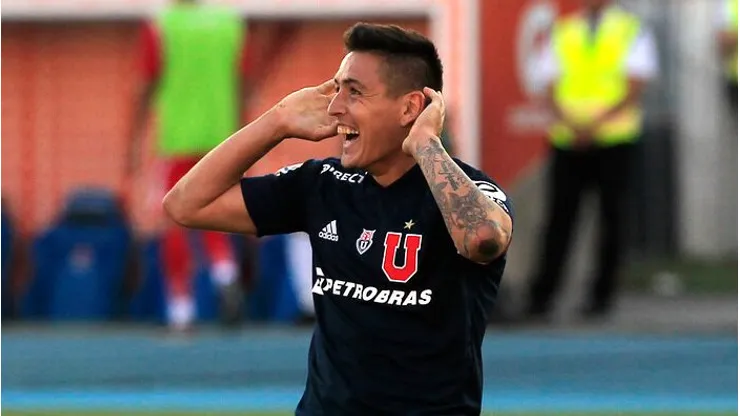 Rodríguez se acordó de los hinchas azules en su arribo a Melipilla.