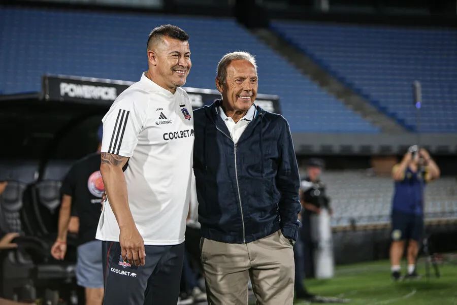 Jorge Almirón debutó en el banco de Colo Colo. | Foto: Photosport