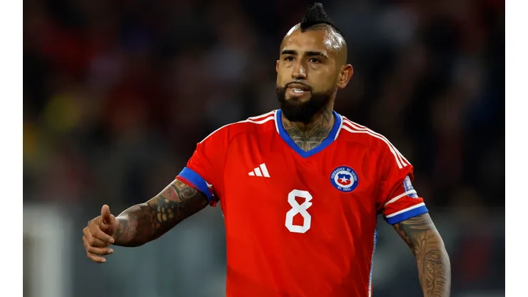 Ex Colo Colo piensa que Arturo Vidal a esta altura de su carrera debe optar por un retorno al estadio Monumental (Foto: Photosport)