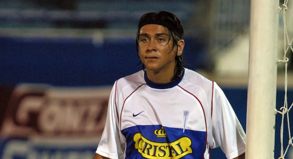 Valdebenito vistiendo la camiseta de Universidad Católica | FOTO: Photosport