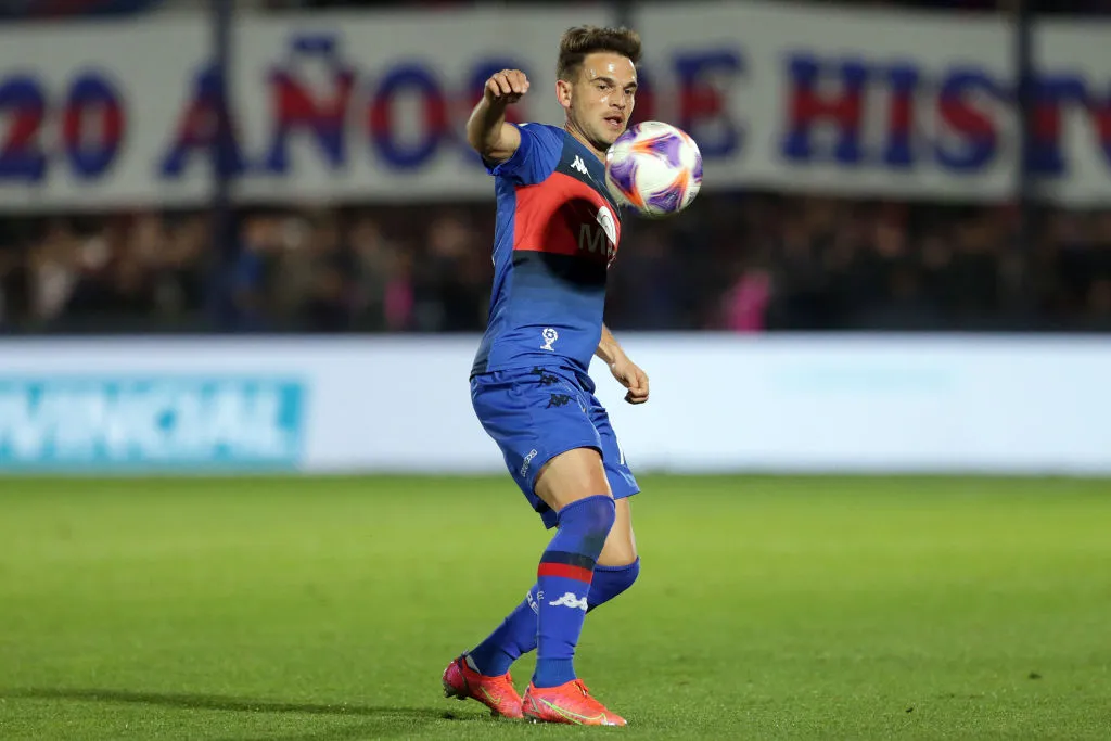 Lucas Menossi viene de buenas campañas en Tigre. | Foto: Getty Images