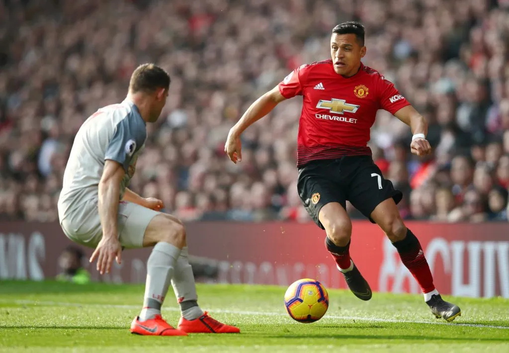 Alexis Sánchez la rompió en el Arsenal, algo que no pudo hacer con el Manchester United (Getty Images)