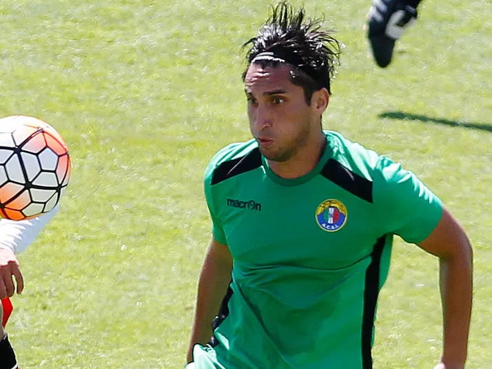 Hans Martínez sufre violenta encerrona: “Ocho pendejos de mie... todos armados"