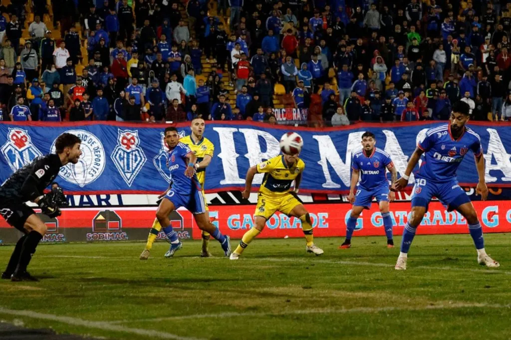 La U jugará ante Everton el día 10 de febrero en Viña (Photosport)