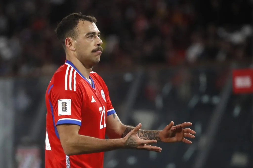 Catalán ya tuvo su debut oficial con la camiseta de La Roja | FOTO: Jonnathan Oyarzun/Photosport