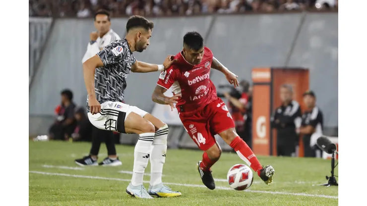 Jovany Campusano sigue en Ñublense (Foto: Photosport)