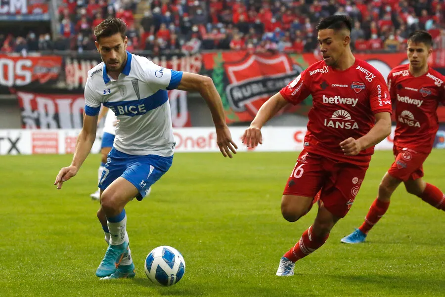 Lucas Melano no dejó huella en la UC. | Foto: Photosport