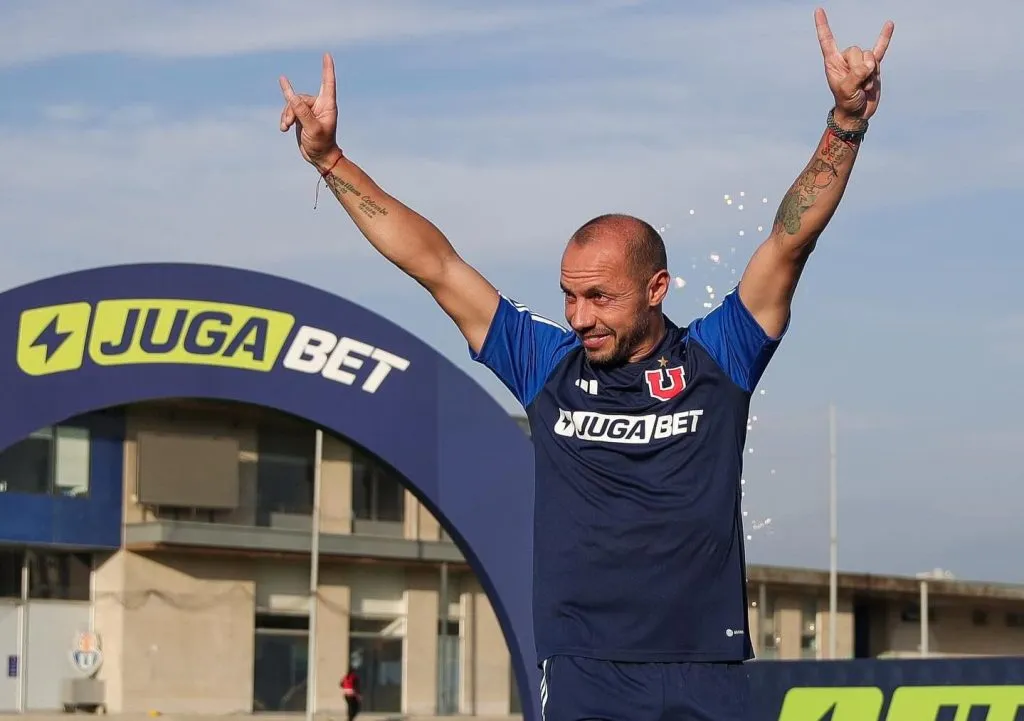 Polaco Goldberg define que Marcelo Díaz es el mega crack de la U (Club U. de Chile)