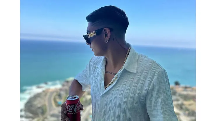El futbolista Jordhy Thompson podría destrabar su salida del país. (Foto: Instagram)