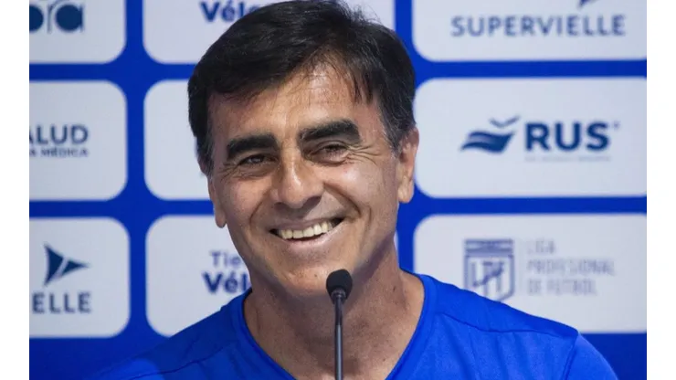 Gustavo Quinteros tendrá en su plantel a los ex Colo Colo de Vélez Sarsfield (Foto: Vélez)