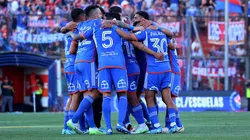 Desmenuzan la carrera por ser el nuevo delantero de Universidad de Chile.