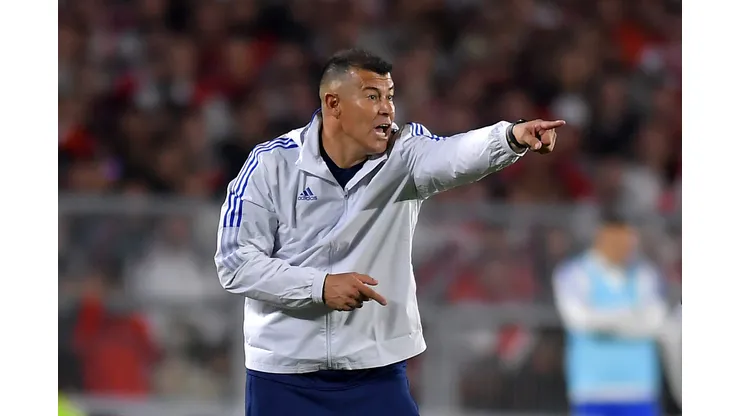 Jorge Almirón tendría definido a su cuerpo técnico.