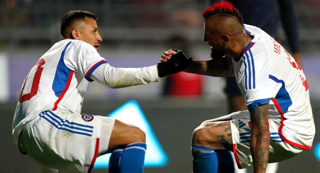 Vidal aconseja a Sánchez sobre su futuro | FOTO: Photosport