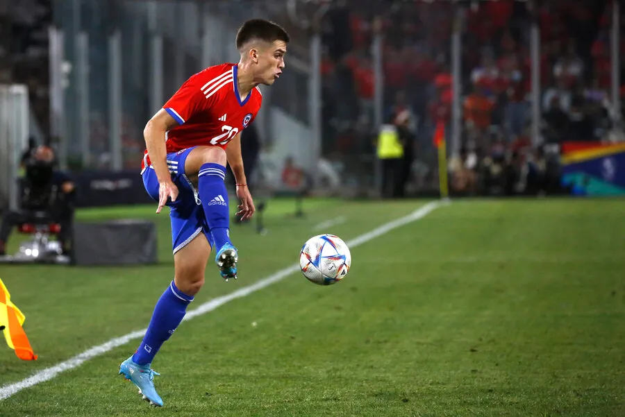 Guillermo Soto no está cómodo en Rusia, aseguran. | Foto: Photosport