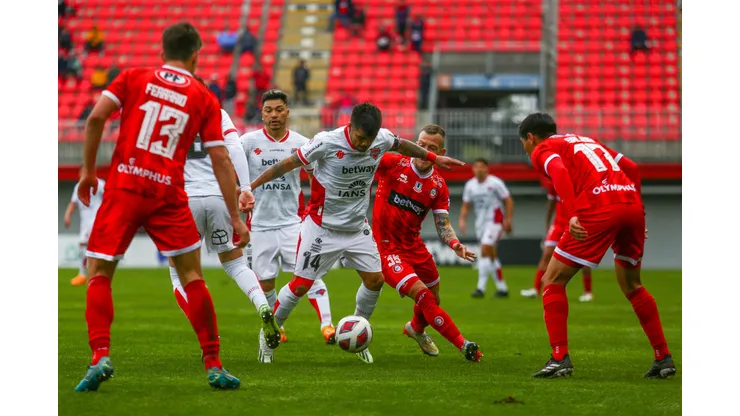 Ñublense no ha renovado a Jovany Campusano (Foto: Photosport)