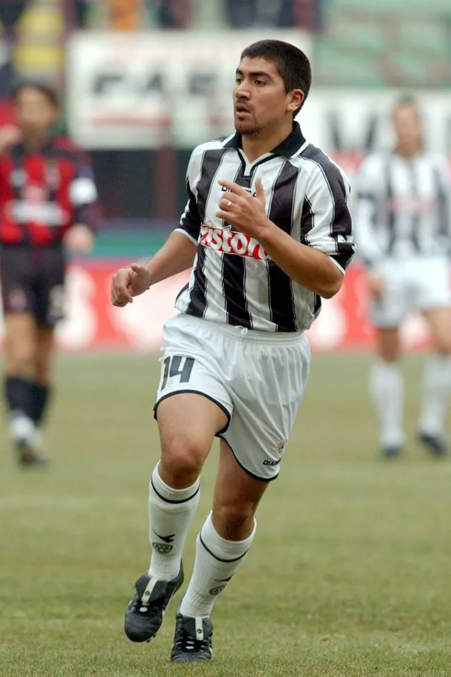 David Pizarro inició su carrera en Europa en Udinese (Foto: Imago)