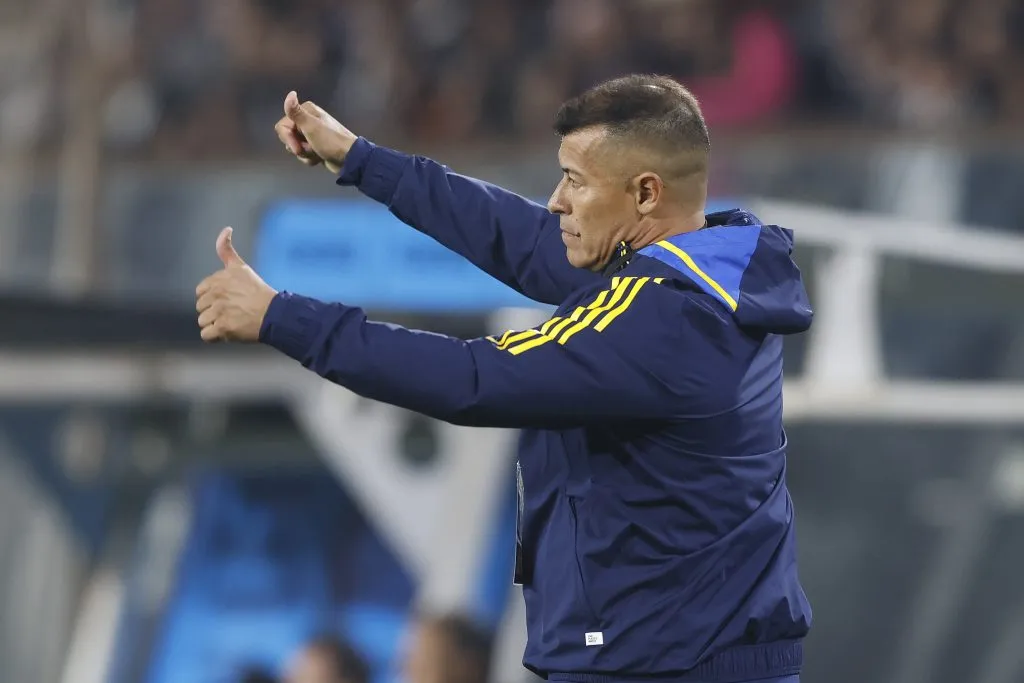 Patricio Yáñez ve capacitado a Jorge Almirón para asumir en Colo Colo (Foto: Photosport)