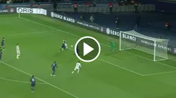 El lateral chileno tuvo el descuento pero erró por poco