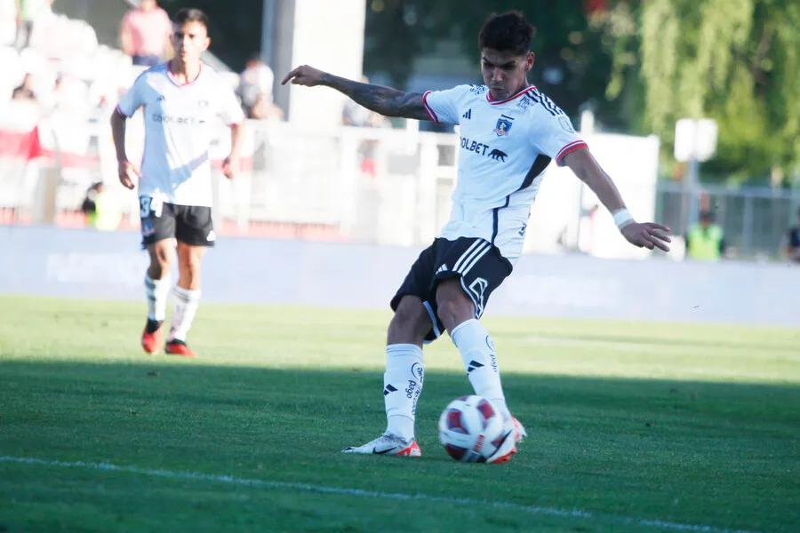 Wiemberg aún no sabe que será de su futuro en Colo Colo | Foto: Photosport