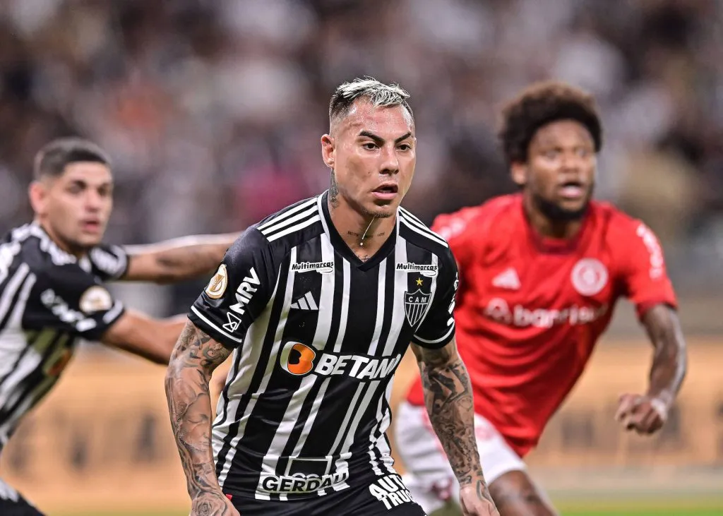 Eduardo Vargas busca sumar minutos en el Atlético Mineiro y así retornar a la Roja