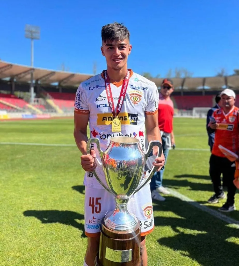 Bastián Tapia fue figura en Cobreloa | Foto: Instagram