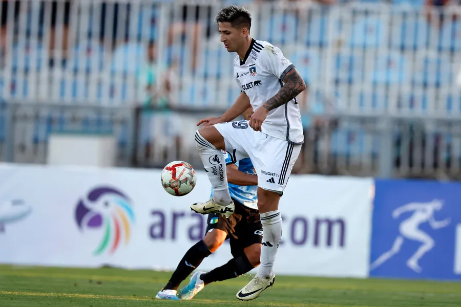 Paiva sumó minutos en entrenamiento, según Alvarado. | Foto: Photosport