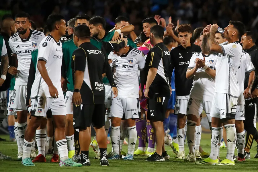 Colo Colo sale a abrochar su llave de Copa Libertadores esta noche. | Foto: Photosport