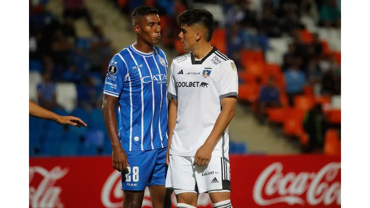 En Godoy Cruz confían en revertir la llave ante Colo Colo. (Foto: Jonnathan Oyarzún/Photosport)