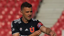 Montillo coquetea con una despedida en Universidad de Chile.