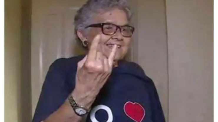 Luisa Reinoso ha aparecido en varias entrevistas declarándole su amor a la U.