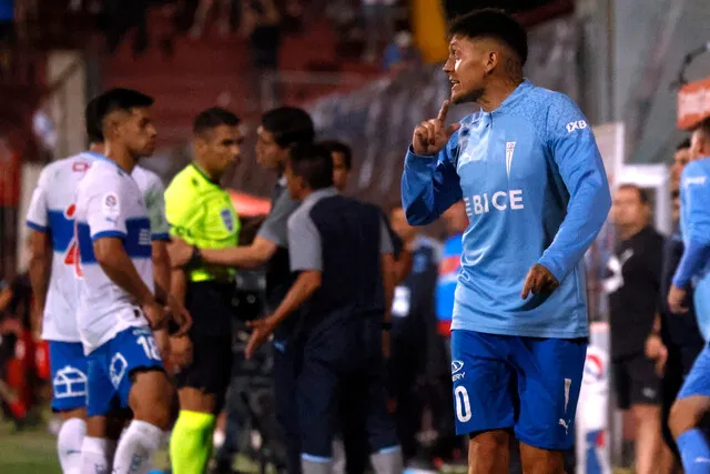 Castillo en el ojo del huracán por su expulsión | Foto: Photosport