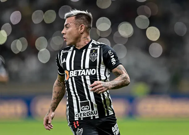 Vargas recupera, poco a poco, el tiempo perdido en el Mineiro (Getty Images)