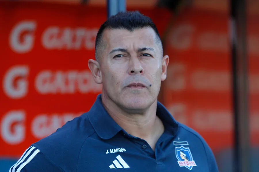 Jorge Almirón necesita pasar a Godoy Cruz si quiere más refuerzos. | Foto: Photosport