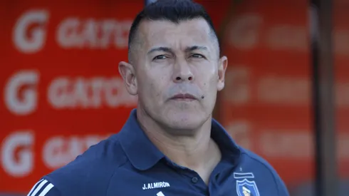 Jorge Almirón perdió su invicto al mando de Colo Colo. (Foto: Jorge Loyola/Photosport)