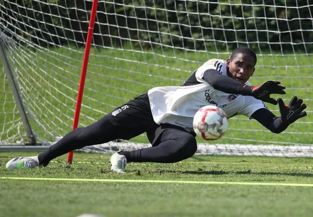 Actualmente Omar Carabalí es el tercer arquero de Colo Colo y ha sido citado para la Supercopa y el debut en Copa Libertadores. (Foto: Colo Colo)