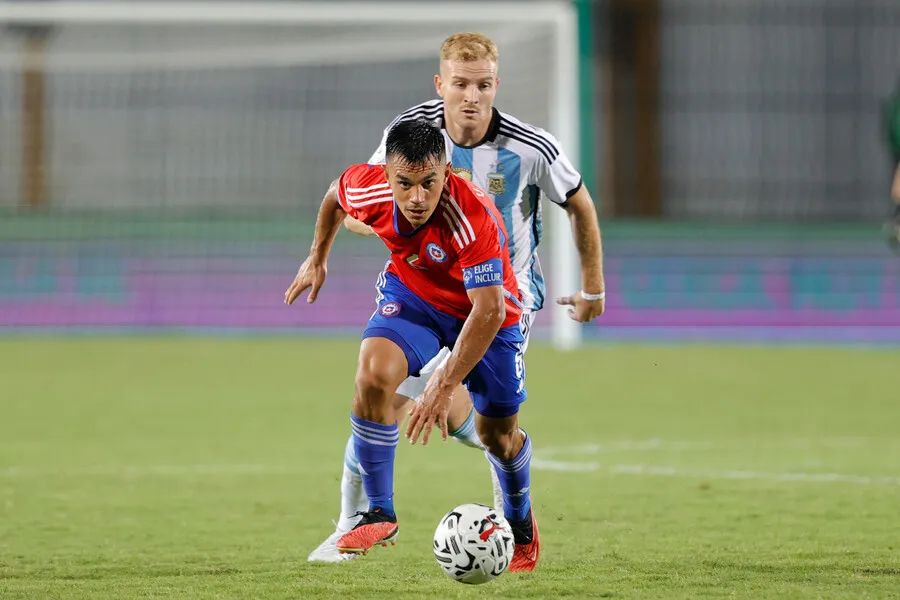 Vicente Pizarro fue bien valorado por Ricardo Gareca. | Foto: Photosport