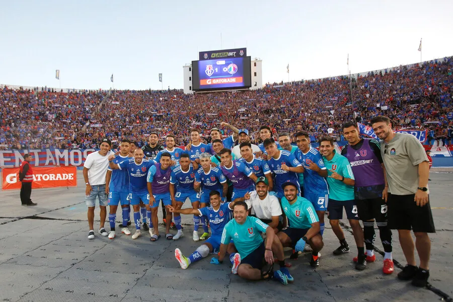 La U volvió a festejar en el Estadio Nacional. | Foto: Photosport