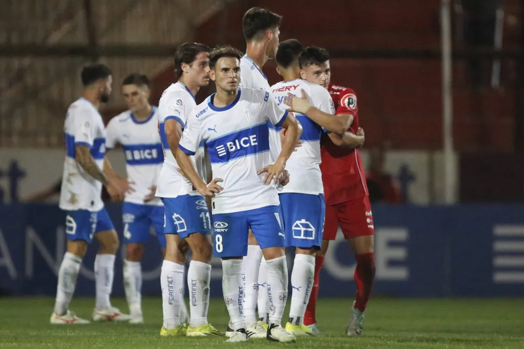 Universidad Católica empezó de la peor forma el torneo 2024 (Photosport)