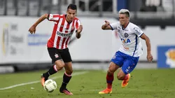 Auzqui se inició en Estudiantes y luego pasó por clubes como San Lorenzo, River Plate, Lanús, Huracán y Ferencváros de Hungría