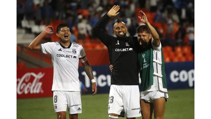 Colo Colo consiguió un histórico triunfo en Mendoza. (Foto: Jonnathan Oyarzun/Photosport)