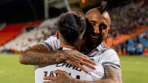 Colo Colo celebra una epica victoria en Argentina