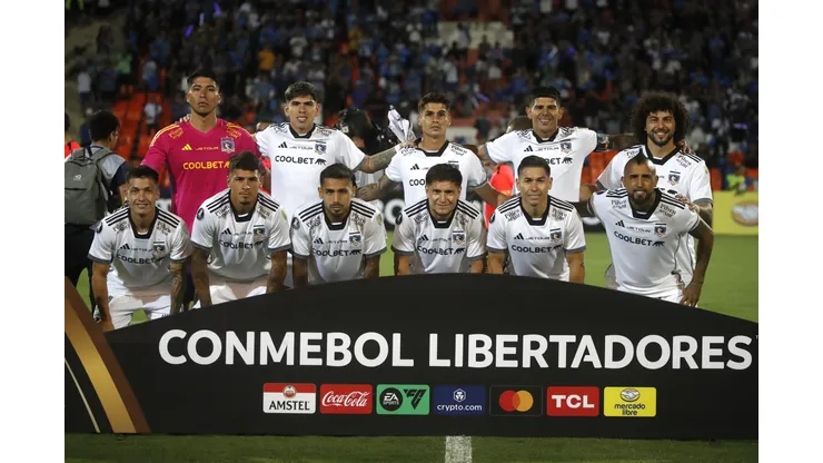 Colo Colo iguala en el primer tiempo ante Godoy Cruz.