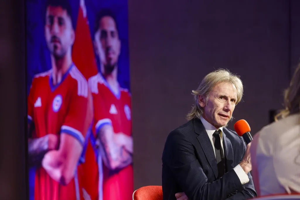 Ricardo Gareca adelanta que falta poco para que conozcan su forma de juego