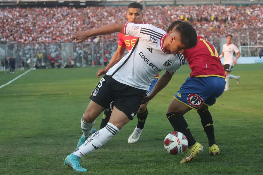 Damián Pizarro se llenó de elogios por parte de Jorge Pellicer. | Foto: Photosport