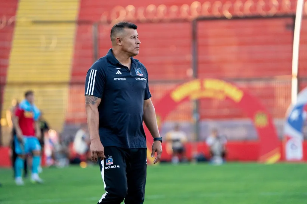 Jorge Almirón lleva dos partidos oficiales al mando de Colo Colo. (Foto: Guillermo Salazar)