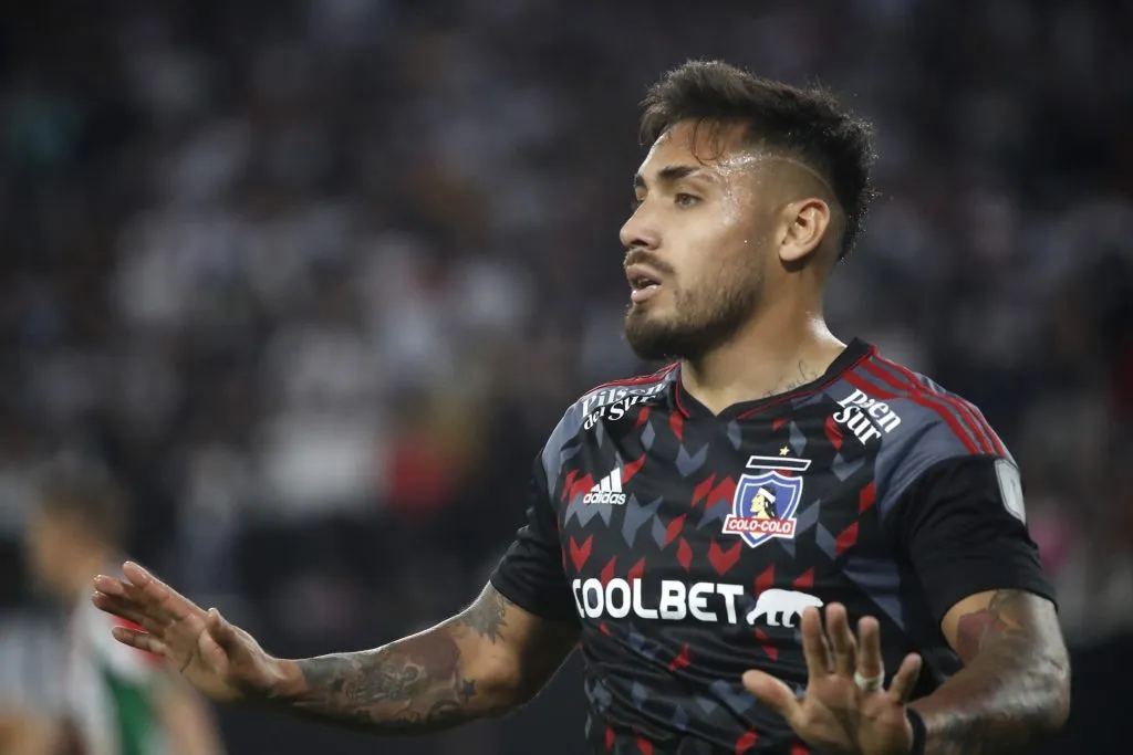 Bolados sigue sin convencer a los simpatizantes albos por su rendimiento | FOTO: Jonnathan Oyarzun/Photosport