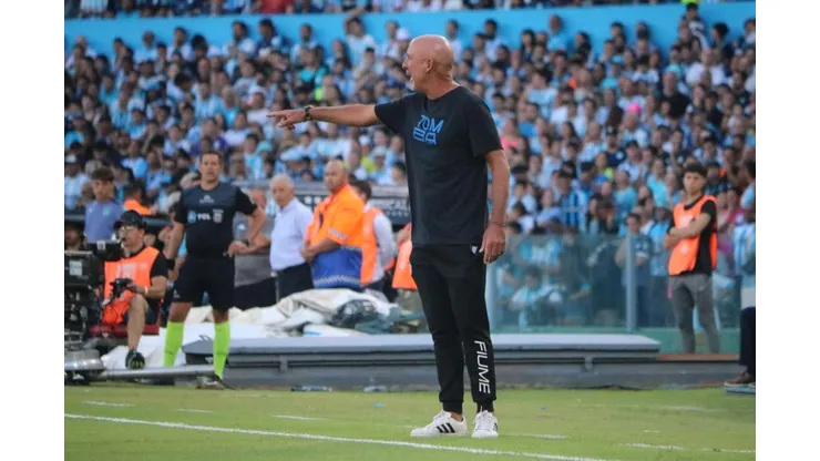 El DT Daniel Oldrá tiene invicto a Godoy Cruz en Argentina. (Foto: @ClubGodoyCruz)