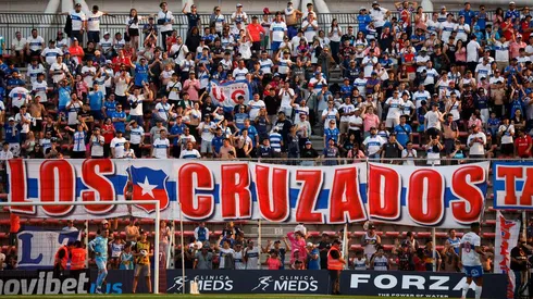 Los hinchas de la UC se descargan con todo contra la Delegada Presidencial