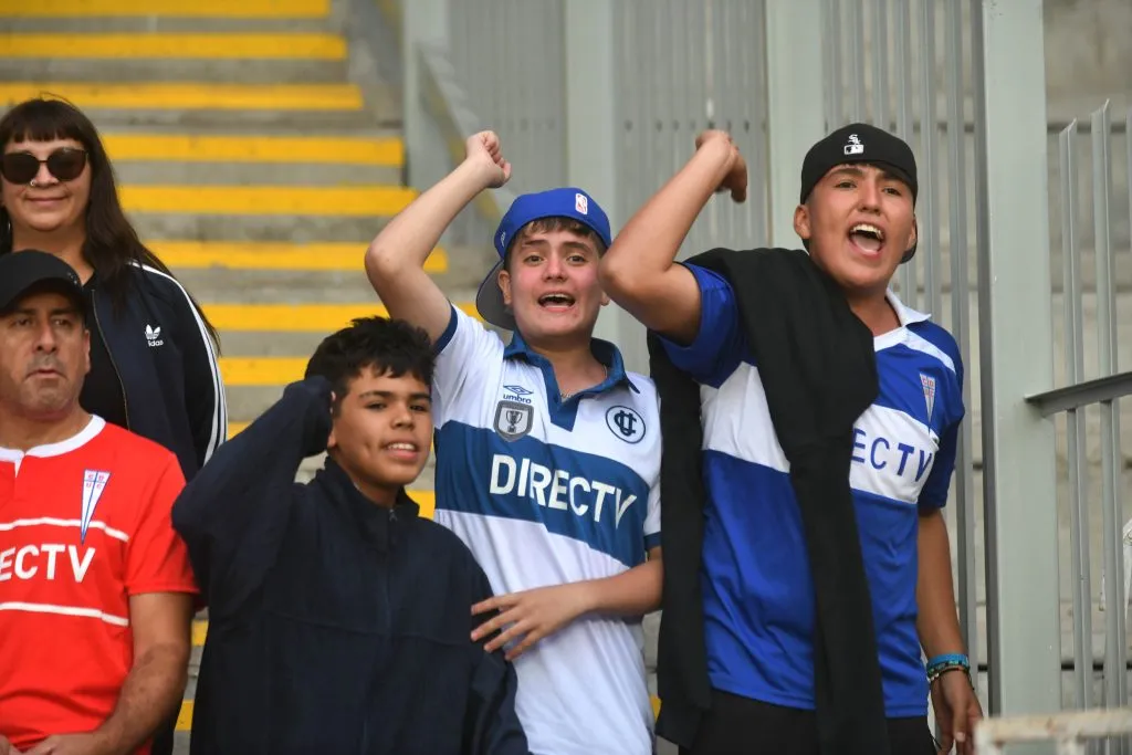 Los hinchas de la UC en alerta por la posible suspensión del partido en Santa Laura